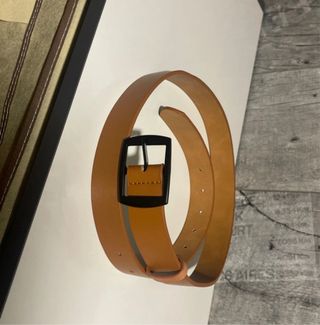 Cinturón Marrón Hebilla Negra Hombre