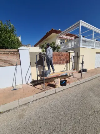 demolición y albañilería