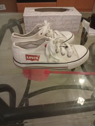 Zapatillas Levis Lona Talla 34