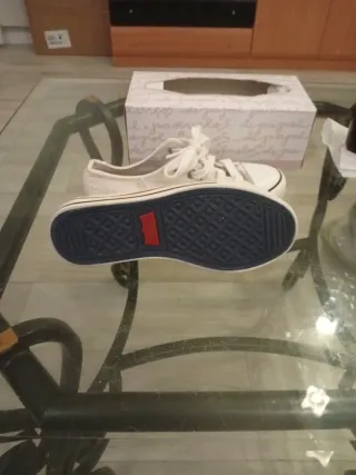 Zapatillas Levis Lona Talla 34