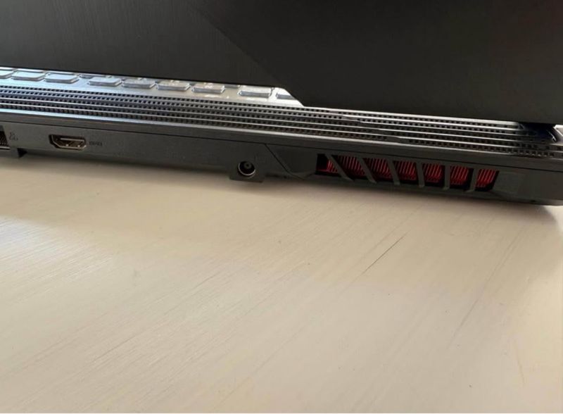 Asus ROG STRIX i7 16GB RAM 512GB SSD GTX1650 afbeelding 8