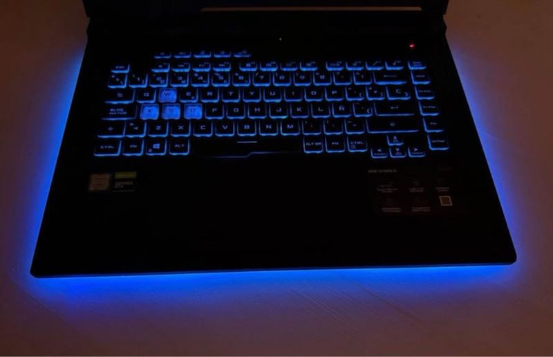 Asus ROG STRIX i7 16GB RAM 512GB SSD GTX1650 afbeelding 4