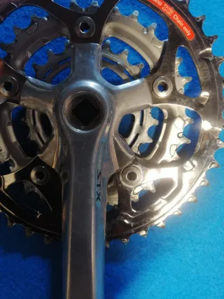 Platos y Bielas Shimano STX con Pedales FC-MC32