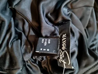 Vestido negro Mango Talla M