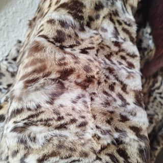 Abrigo piel vintage leopardo cuello zorro