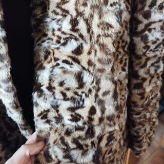 Abrigo piel vintage leopardo cuello zorro