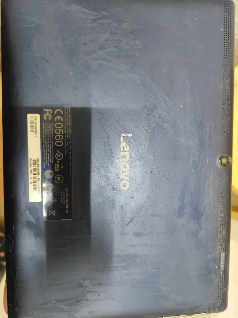 Tablet Lenovo con funda de regalo afbeelding 6