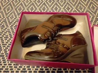 Zapatos Furezza Marrones