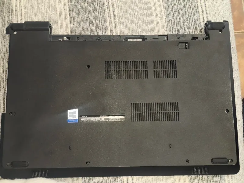 Carcasa inferior dell Vostro 15