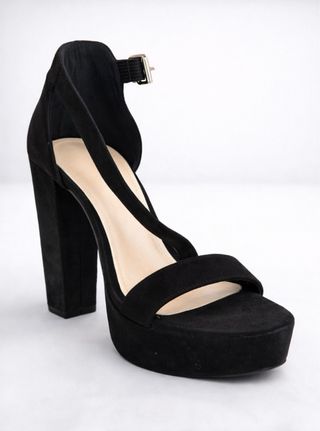 Tacones negros plataforma