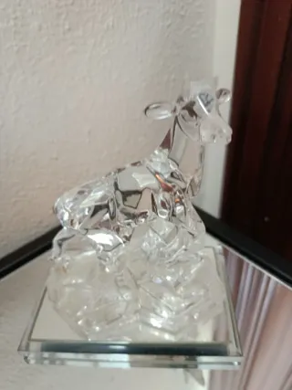 Figura de cristal de vaca decorativa
