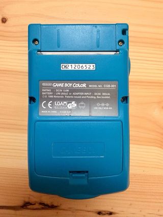 Nintendo Game Boy Color con caja