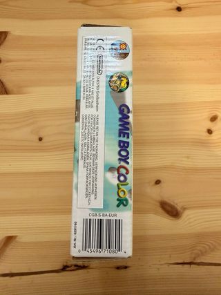 Nintendo Game Boy Color con caja