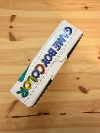 Nintendo Game Boy Color con caja