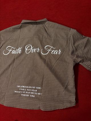 Camiseta de cuadros marrón talla M