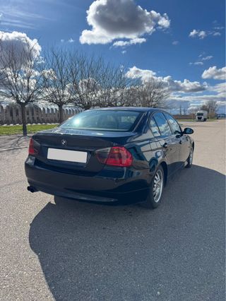 BMW Serie 3 2005 EtiquetaB