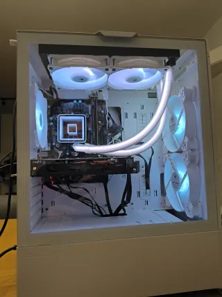 PC Gamer i5 / 16gb ram / Rx 580 8gb, msi