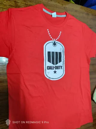 Camiseta Call of Duty L hay tallas
