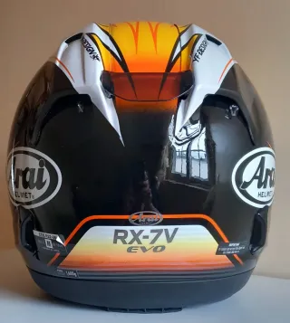 Arai RX7V EVO Réplica Kenny Roberts