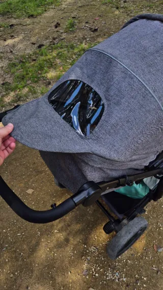 Carro y silla bebé Kinderkraft gris