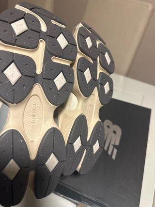 New Balance 9060 Scarpe Sportive Beige/Marrone