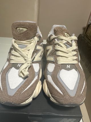 New Balance 9060 Scarpe Sportive Beige/Marrone
