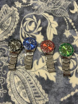 Conjunto de 4 relojes