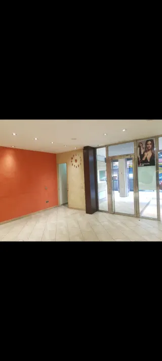 Local en Traspaso . Passeig de la Muntanya 57 Gran