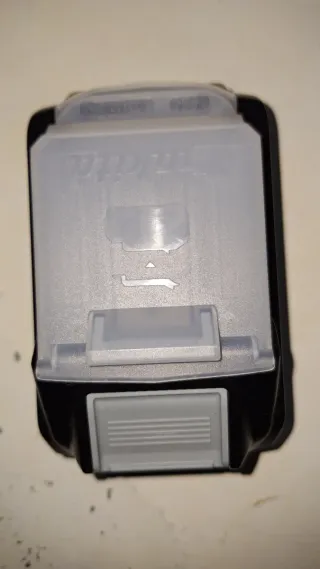 Batería Makita BL4040 40V XGT 4Ah