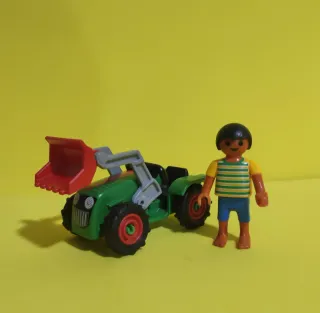 Playmobil Niño con Tractor