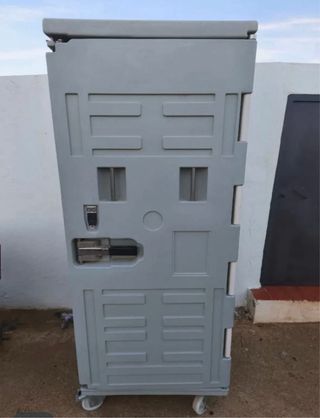 Contenedor isotérmico grande