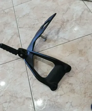 Estribera Trasera Izquierda KTM 1290 Super Duke GT