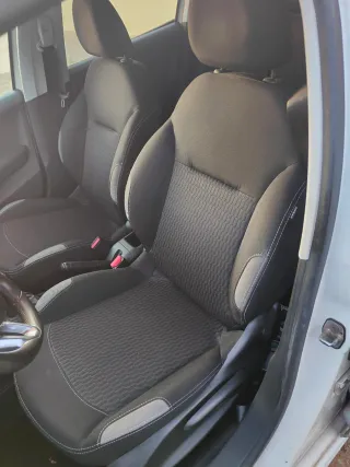 Peugeot 208 Etiqueta C