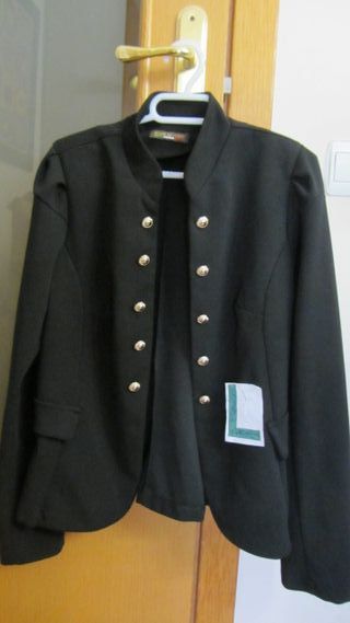 LOTE X 10€, Blusas, Falda, chaqueta + Regalo bolso