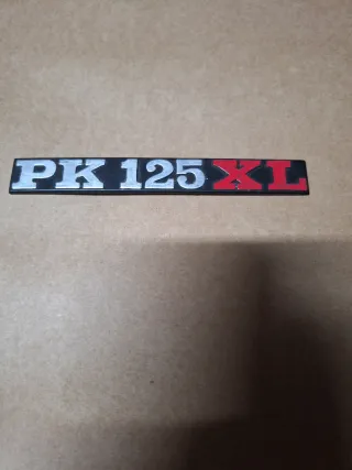 Anagrama Vespa PK 125XL Plata y Rojo