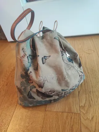 Borsa Patrizia Pepe beige con farfalle