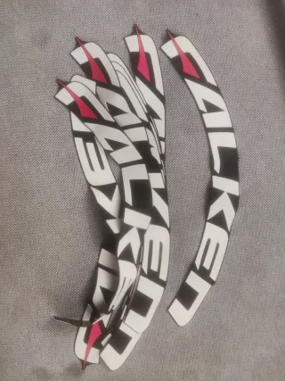 Pegatinas Falken para llantas