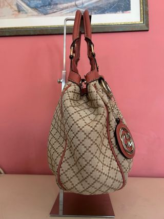 Bolso Gucci Sukey GG Canvas Beige Coral