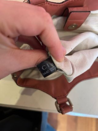 Bolso Gucci Sukey GG Canvas Beige Coral