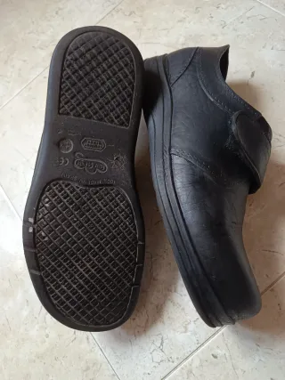 Zapatos de cocina negros