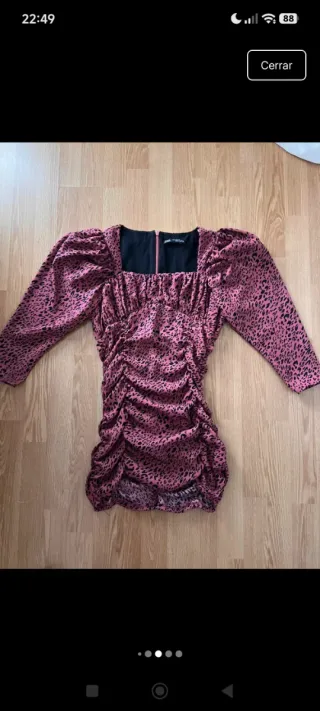 Vestido rosa con estampado animal