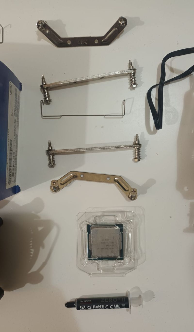 Intel Core i7 10700 + disipador + extras afbeelding 3