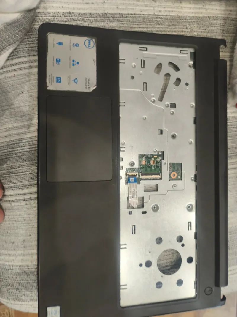 Carcasa superior Dell Vostro 15 3000 Series afbeelding 2