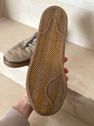 Zapatillas Nike Marrones y Negras