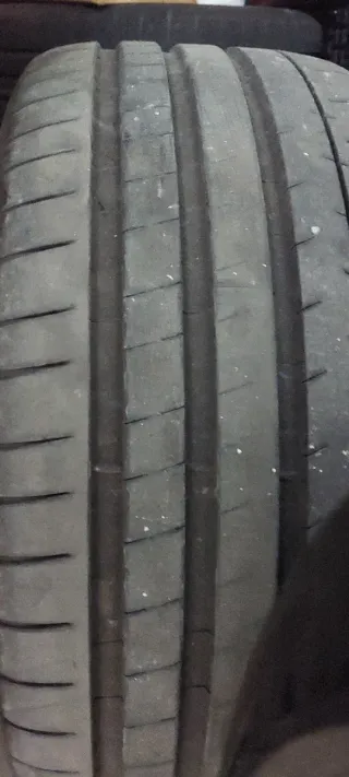 2 Michelin Pilot Super Sport 255/35/19