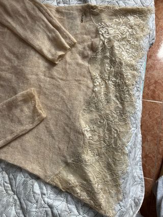 Jersey Guess Beige Talla Única