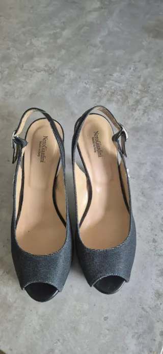 Décolleté slingback nere e grigie