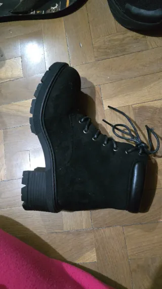 Botines negros de buena calidad nuevos