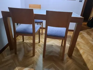 Mesa y 4 Sillas Comedor Madera y Cristal