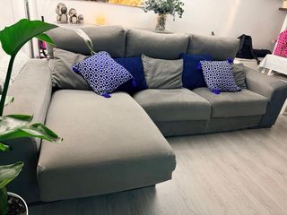 Sofá con Chaiselong gris 280cm
